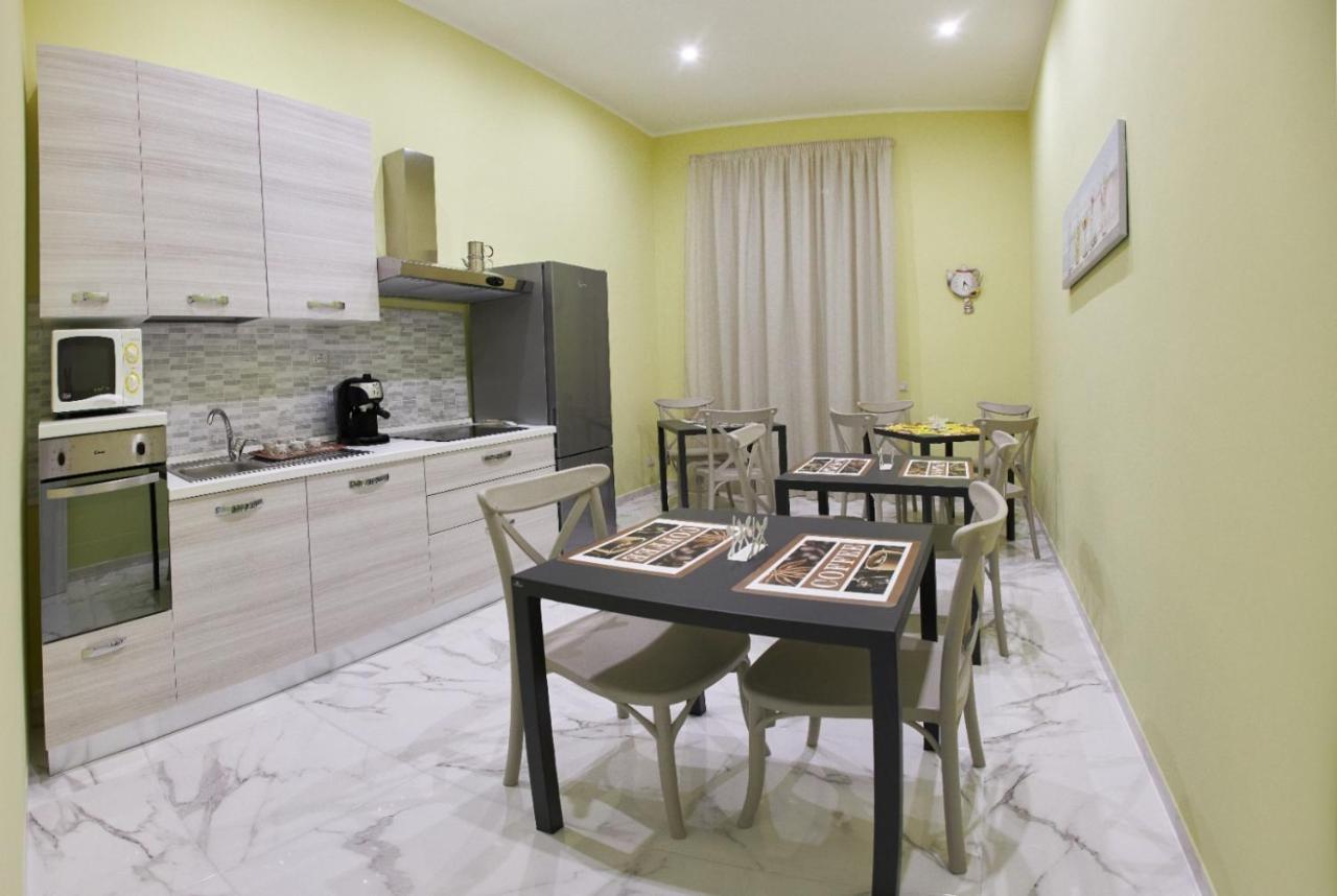B&B Dint 'O Core E Napule Napoli Ngoại thất bức ảnh