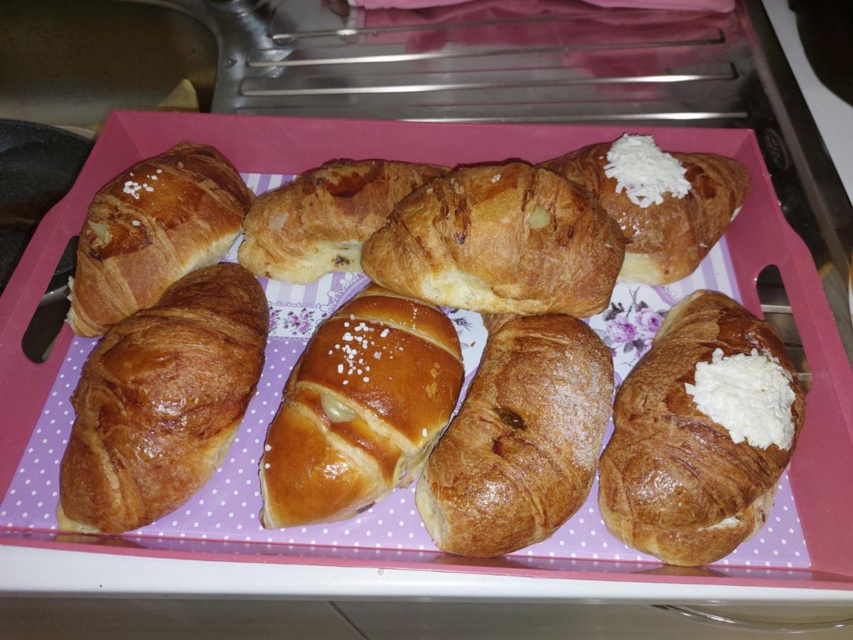 B&B Dint 'O Core E Napule Napoli Ngoại thất bức ảnh